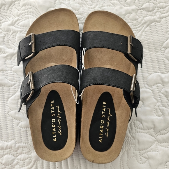 Altar'd State Serena Platform Sandals - Picture 2 of 16